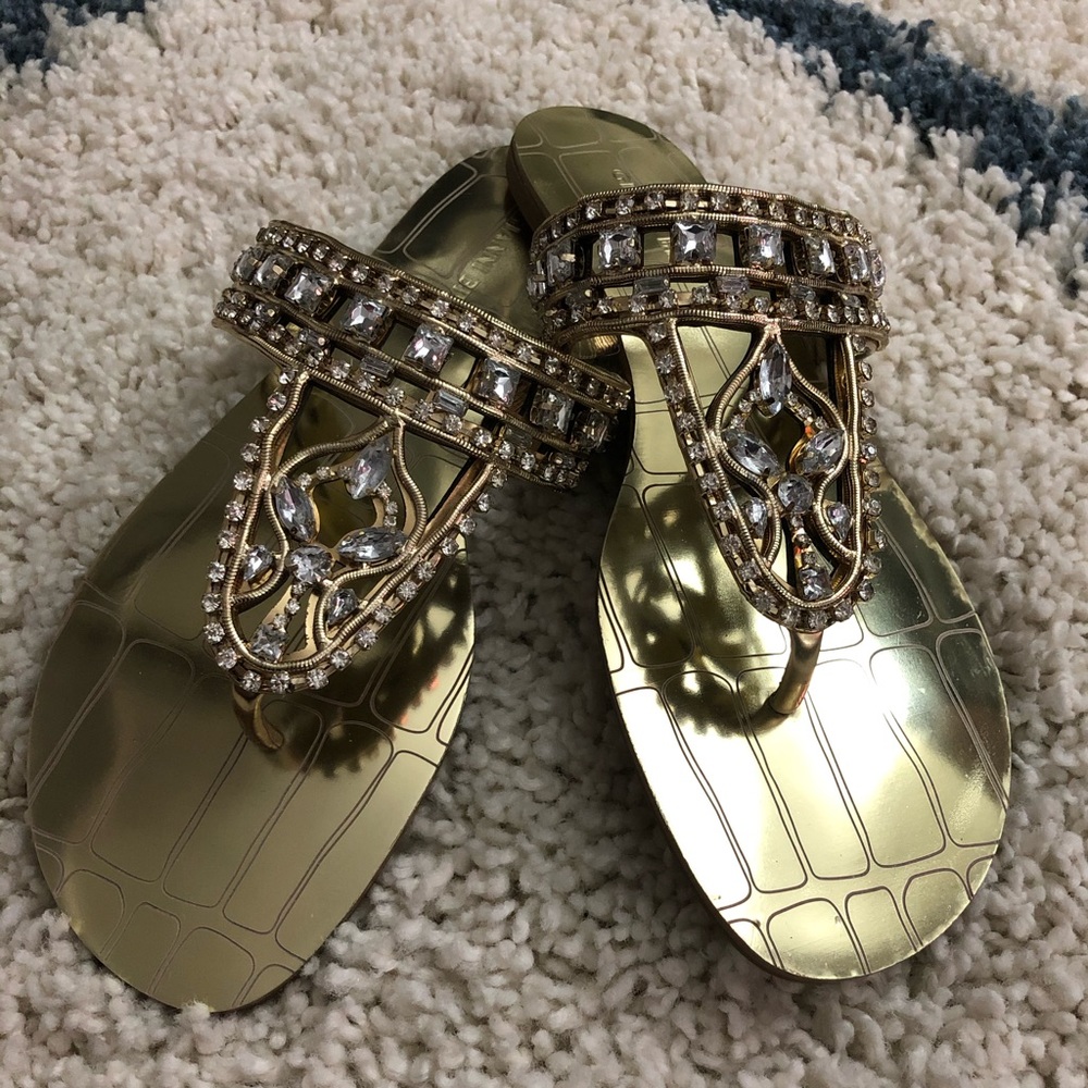 NWOT Gianni Bini Gold Rhinestone Flats Sz 8.5